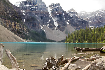 Image showing The magnificent Mourane Lake