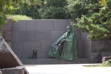 Image showing Statue of Roosevelt and dog