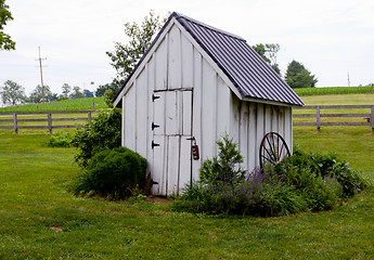 Image showing Old white house on farmland