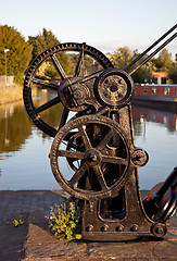 Image showing Old winch by canal in Ellesmere