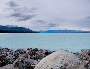 Image showing Mount Cook over a blue lake