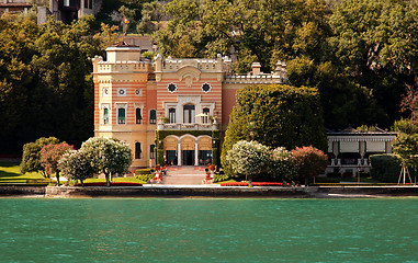 Image showing Villa by Lake Garda