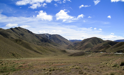 Image showing Rolling countryside in New Zealand