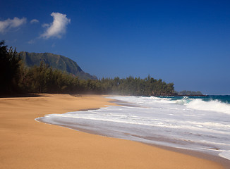 Image showing Waves over beach on Lumahai