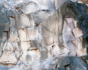 Image showing Patterns in rock formation