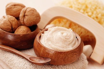 Image showing walnut body scrub