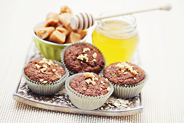 Image showing muffins with banana and toffee