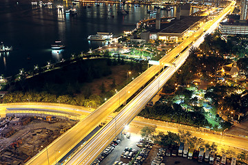 Image showing traffic in modern city at night