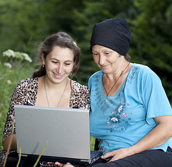 Image showing Women with laptop