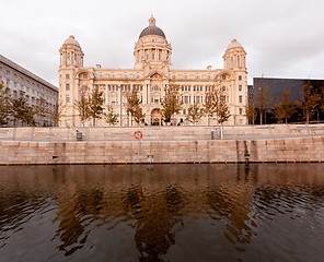 Image showing Three Graces building in Liverpool