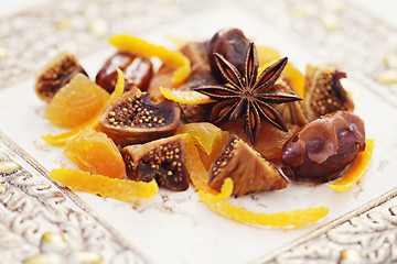 Image showing dried fruits