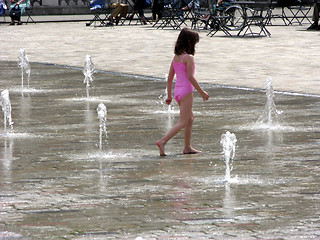 Image showing Girl in Fountain