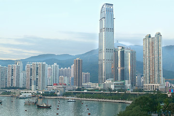 Image showing skylines of urban area at daytime