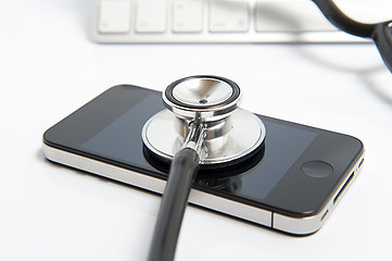 Image showing Smartphone healthcare