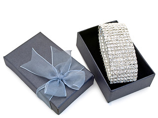 Image showing gift box with jewelry