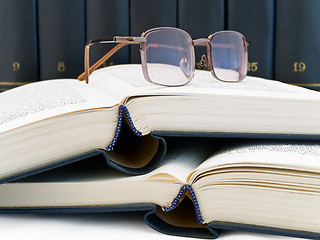 Image showing books and glasses