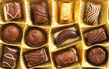 Image showing praline box