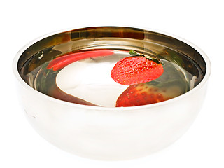 Image showing strawberry in water