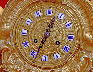 Image showing Golden clock