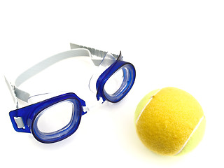 Image showing Swimming glasses and tennis ball