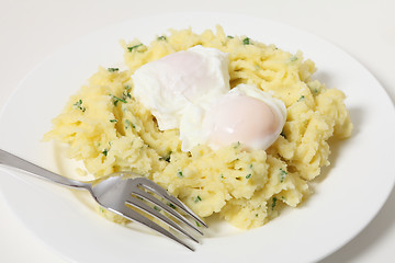 Image showing Poached eggs and potato