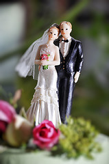 Image showing Wedding Cake Figurines