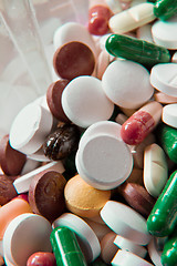 Image showing various pills