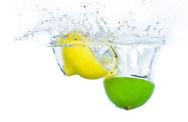 Image showing citrus fruit splashing