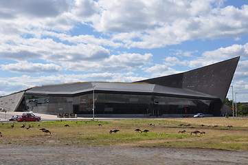 Image showing War Museum in Ottawa