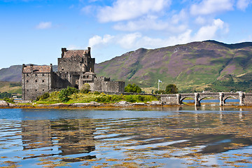 Image showing Eilean Donan Castle