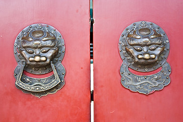 Image showing Red door