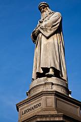 Image showing Milan - Italy: Leonardo Da Vinci statue