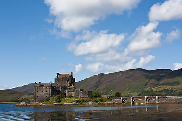 Image showing Eilean Donan Castle