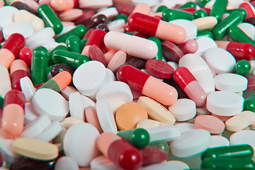 Image showing various pills