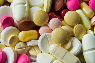 Image showing various pills