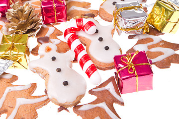 Image showing ginger snowmen with christmas decoration