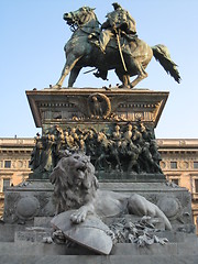 Image showing Vittorio Emanuele II Statue (Ercole Rosa, 1896) in Piazza del Duomo, Milan