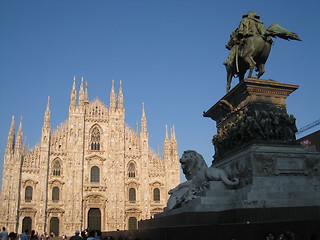 Image showing Vittorio Emanuele II Statue (Ercole Rosa, 1896) in Piazza del Duomo, Milan