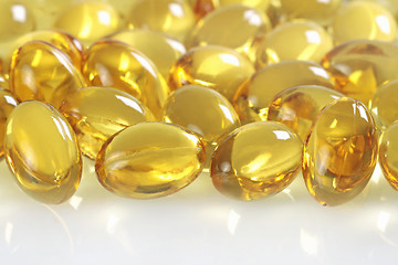 Image showing fish oil capsules