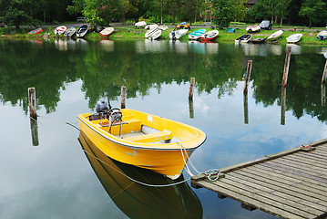 Image showing yellow boat 