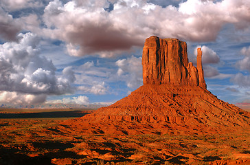 Image showing Monument Valley Utah known as The Mittens