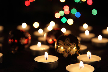 Image showing candles and the christmas tree