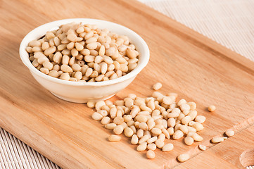 Image showing pine nuts in bowl 