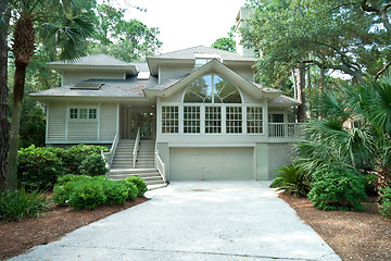 Image showing Modern Upscale Single Family House in Hilton Head, South Carolin