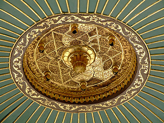 Image showing Gold ceiling