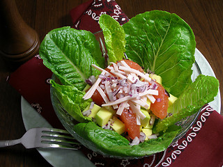 Image showing Avocado salad with ham, apple and grapefruit