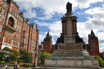 Image showing Monument in London