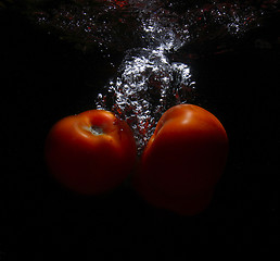 Image showing tomato in waterfall