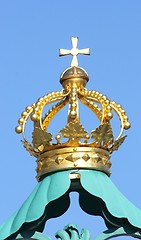 Image showing Golden crown 