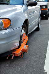 Image showing XL Car Boot on Tire, Failed to Pay Parking Ticket